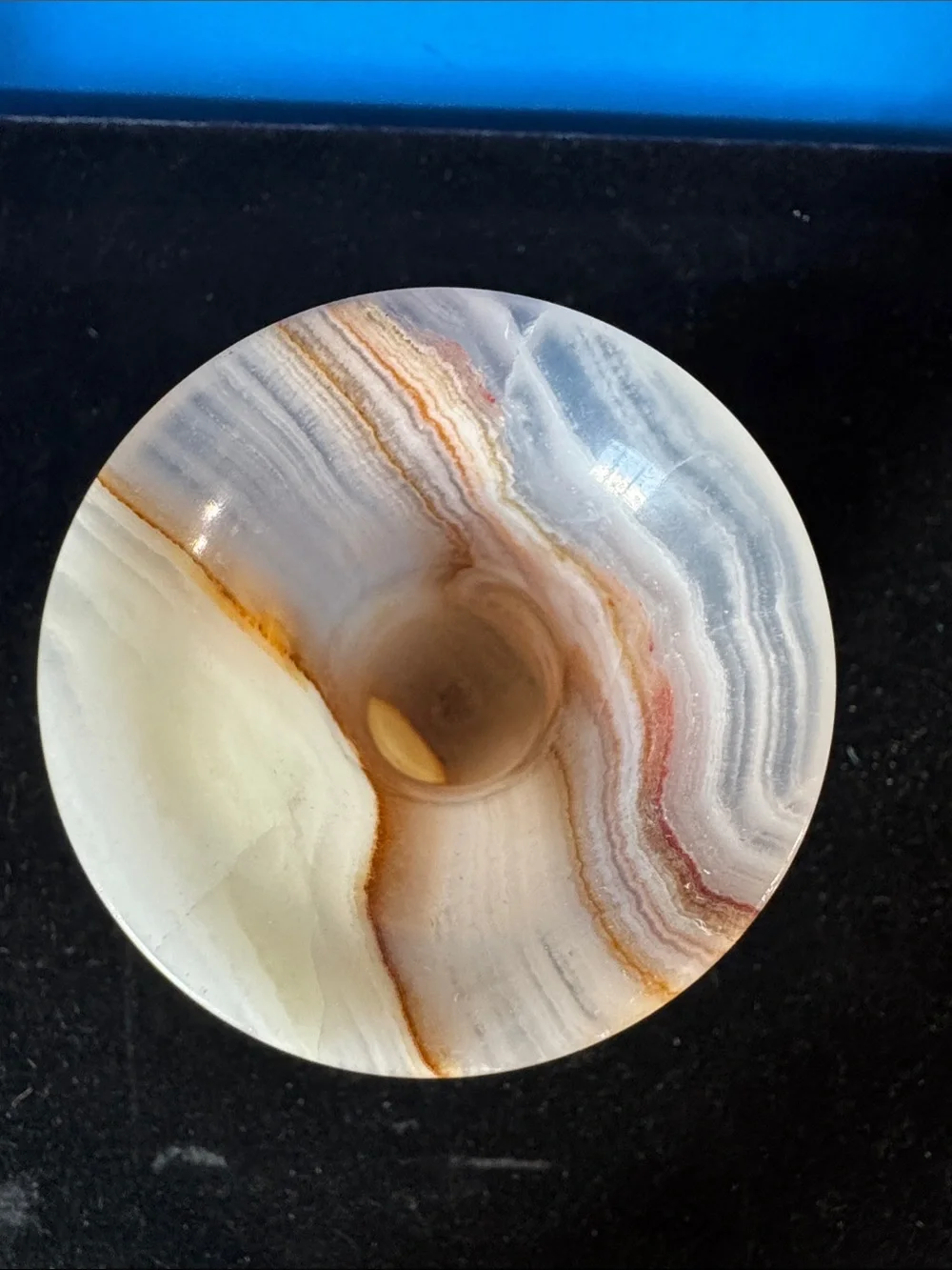 N/A stylish onyx